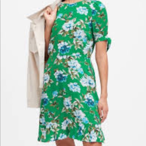 Banana Republic Puff Sleeve Mini Dress. Size 4. Floral Botan… - Picture 3 of 6